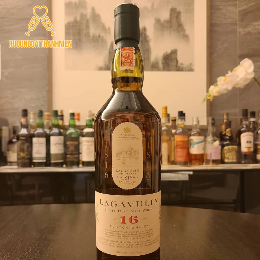 Hương vị của rượu Lagavulin 16 năm