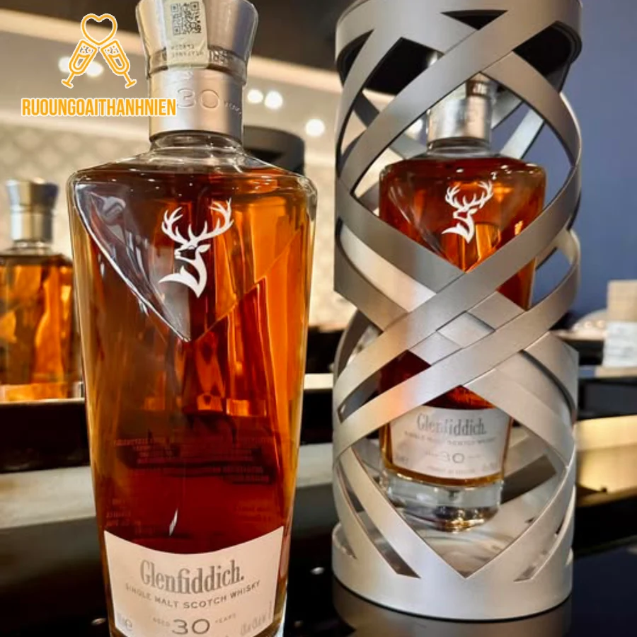 Đôi nét về câu chuyện thương hiệu đứng sau Glenfiddich 30 Suspended Time